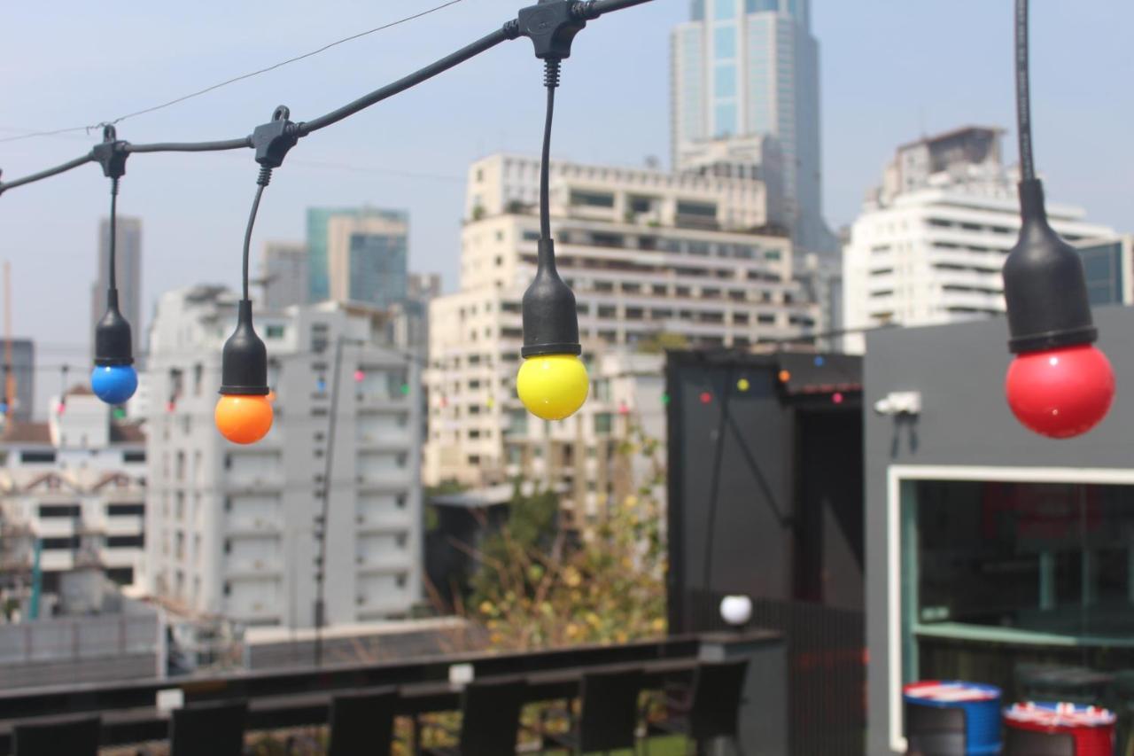 H-District Boutique Poshotel Bangkok Buitenkant foto