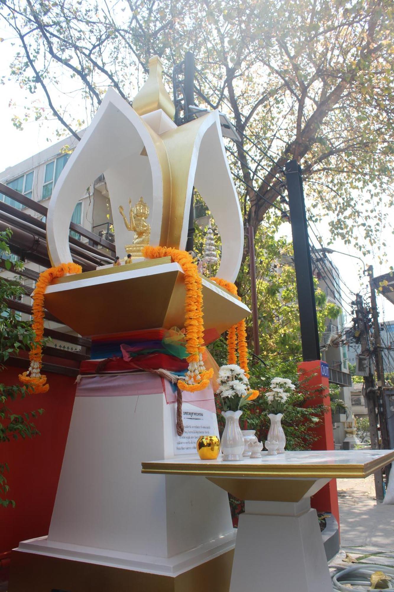 H-District Boutique Poshotel Bangkok Buitenkant foto