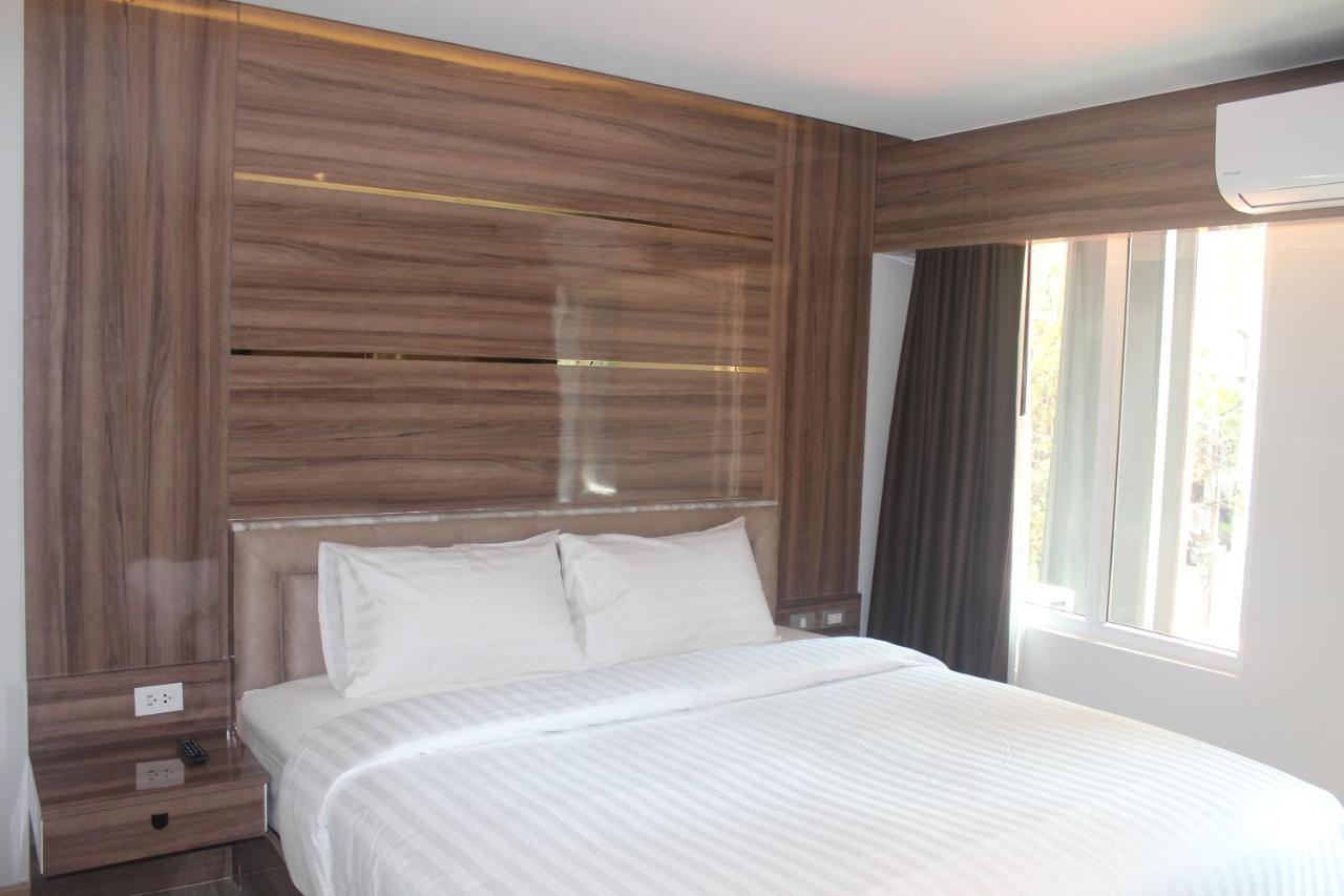 H-District Boutique Poshotel Bangkok Buitenkant foto
