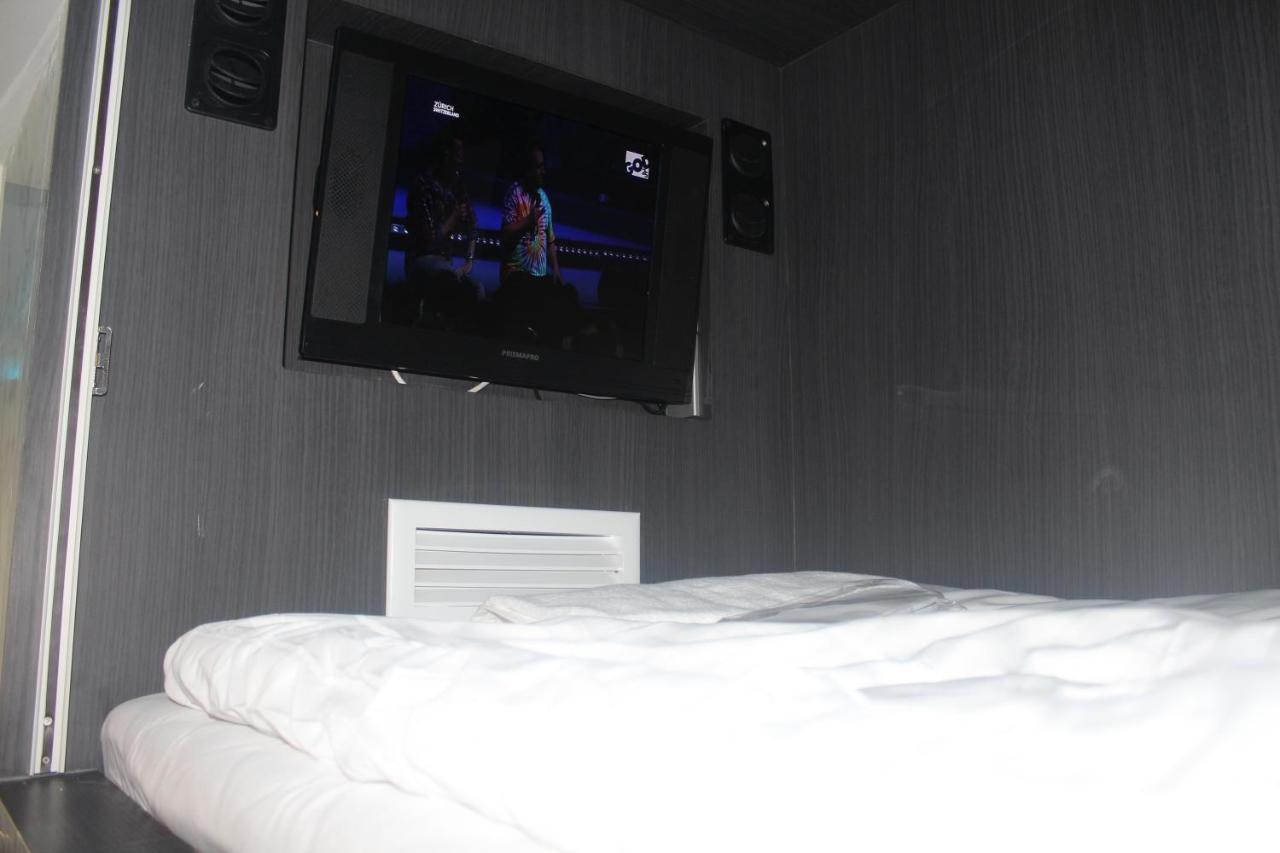 H-District Boutique Poshotel Bangkok Buitenkant foto